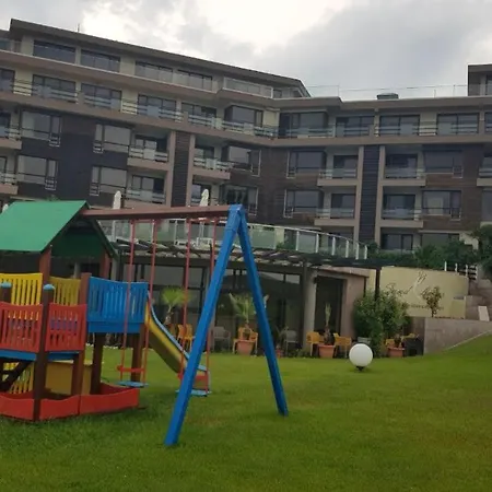 Sand Lilies Beach Apartment Sozopol